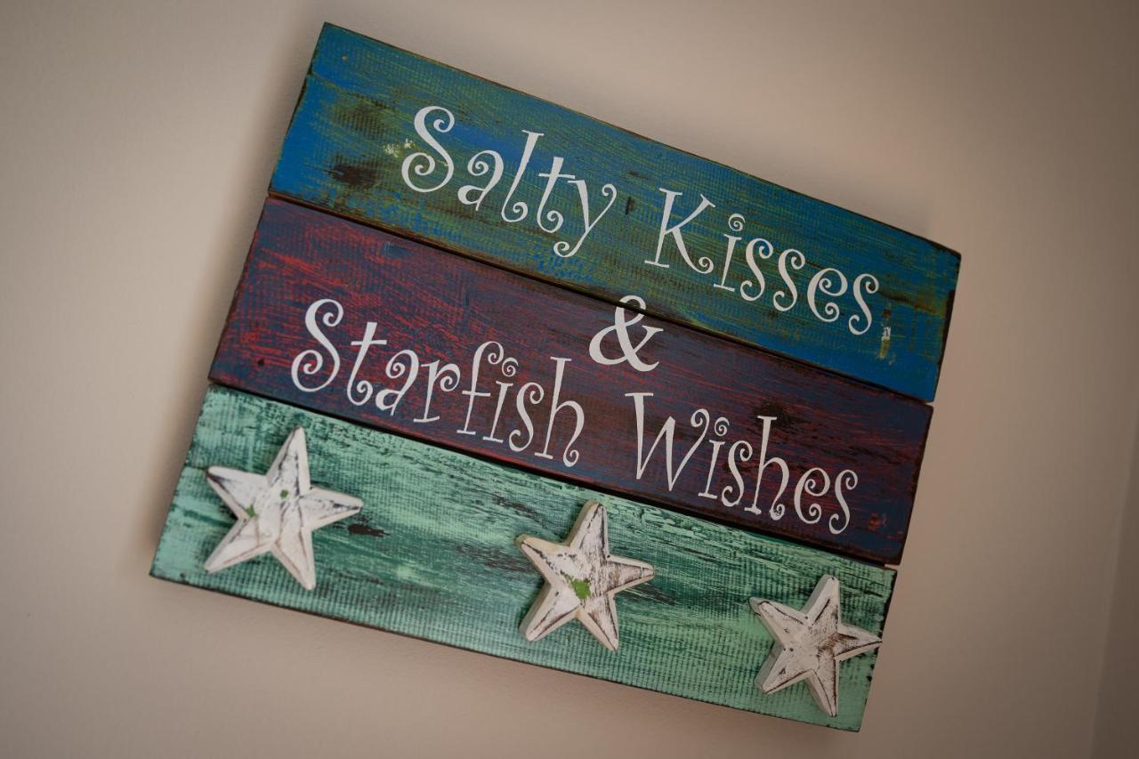 Salty Kisses - Sea Front Aparment Apartamento Hodgeston Exterior foto
